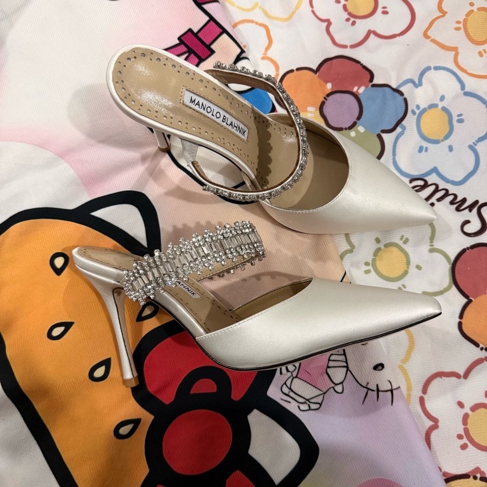 Manolo Blahnik Ivory Satin Pointed-Toe Slingbacks with Crystal Strap - Picture 2 of 8